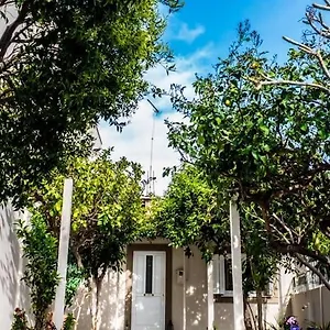 Beautiful House With Garden , Nea Alikarnassos Greece